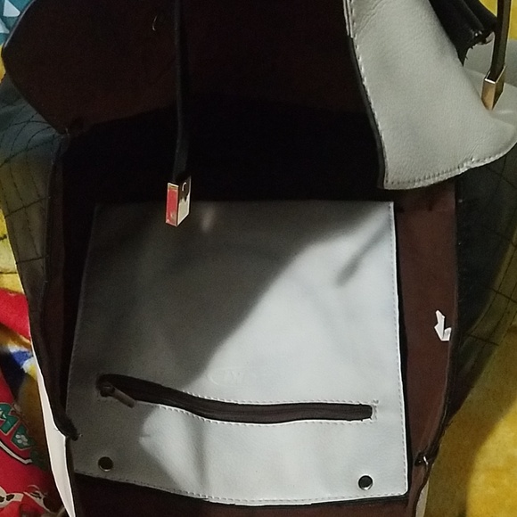 Bag - Picture 3 of 3